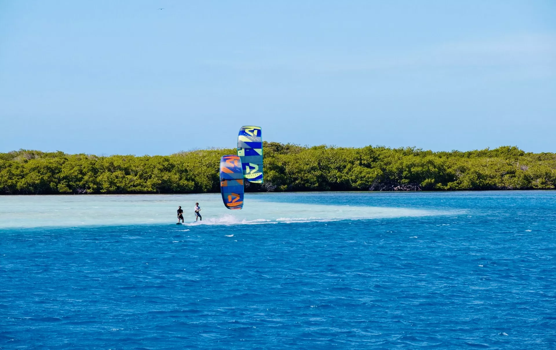 Kitesurf, Wingfoil, Windsurf - Baznotik - Martinique